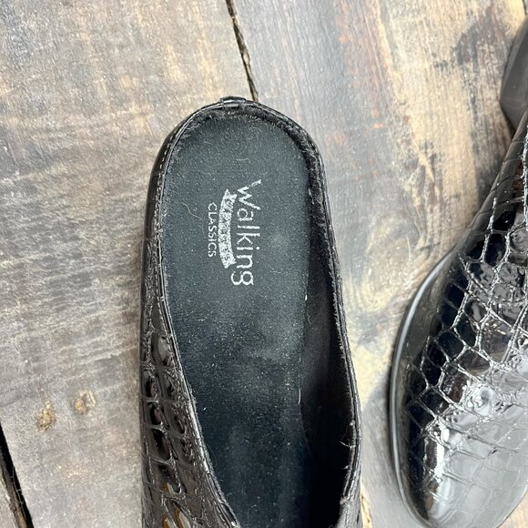 Walking Cradles Classics Women's Black Patent Leather Alligator Slides Size 11M - Picture 7 of 7